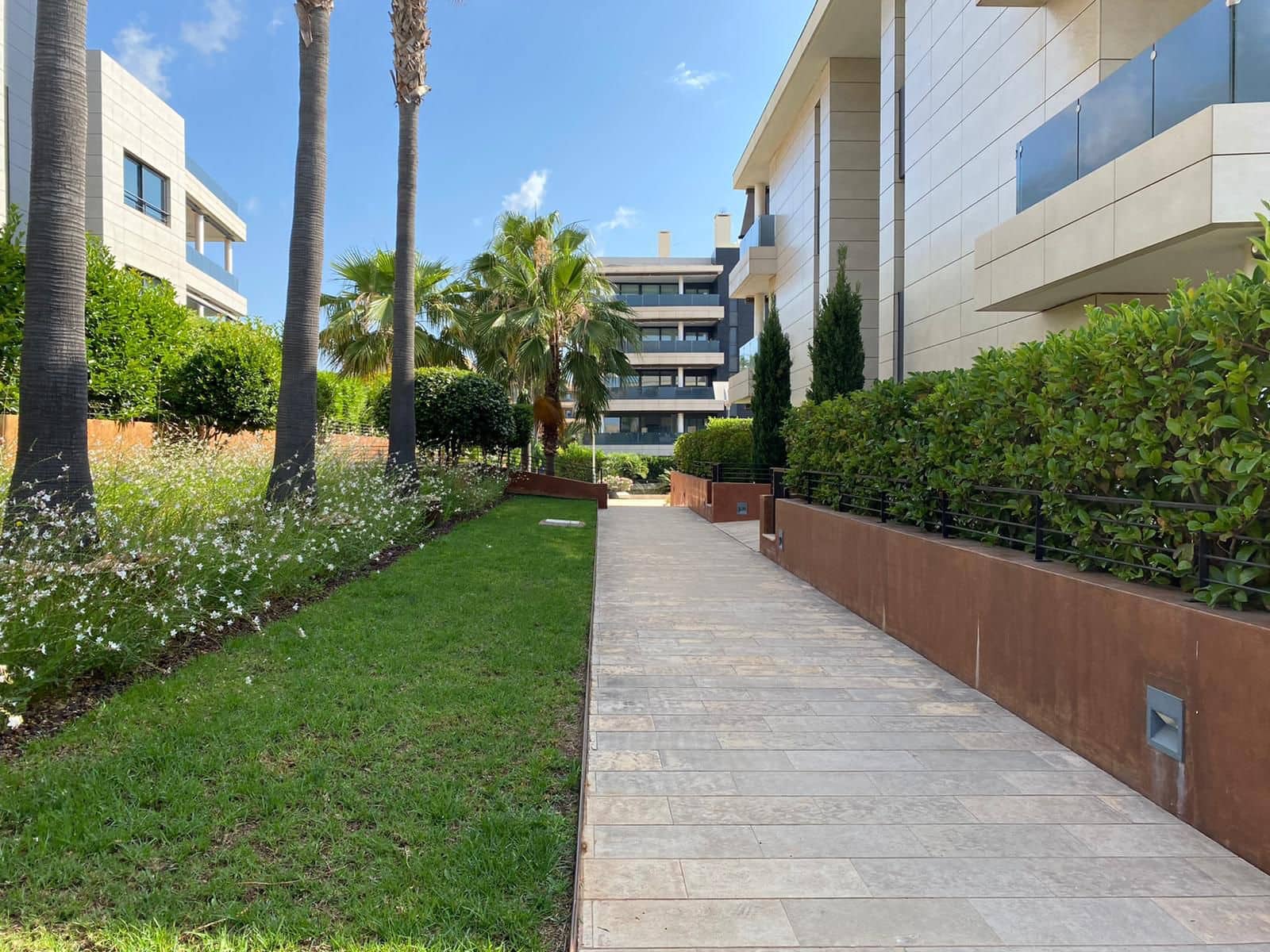 3 Zimmer Wohnung zu verkaufen in Ibiza / Eivissa Stadt mit Pool Garage - 1.600.000 € (Ref: 9858618)
