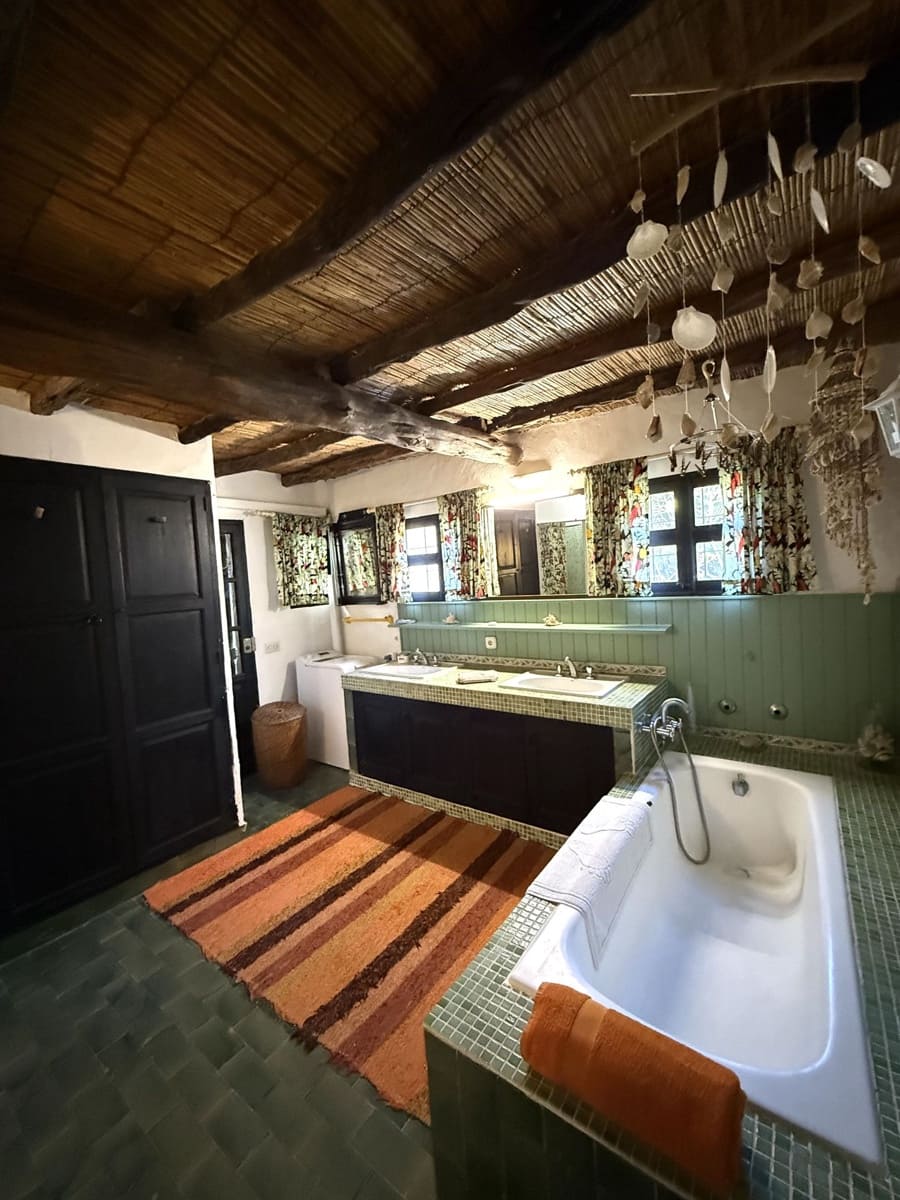 5 makuuhuone Maalaistalo myytävänä paikassa San Jose / Sant Josep de Sa Talaia mukana uima-altaan 
autotalli - 2 880 000 € (Ref: 9865933)