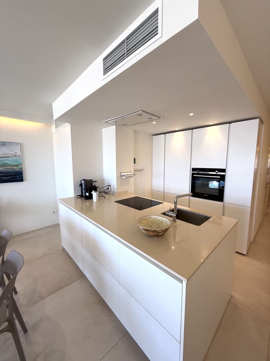 3 slaapkamer Flat te koop in Ibiza dorp met zwembad garage - € 2.439.000 (Ref: 9866442)