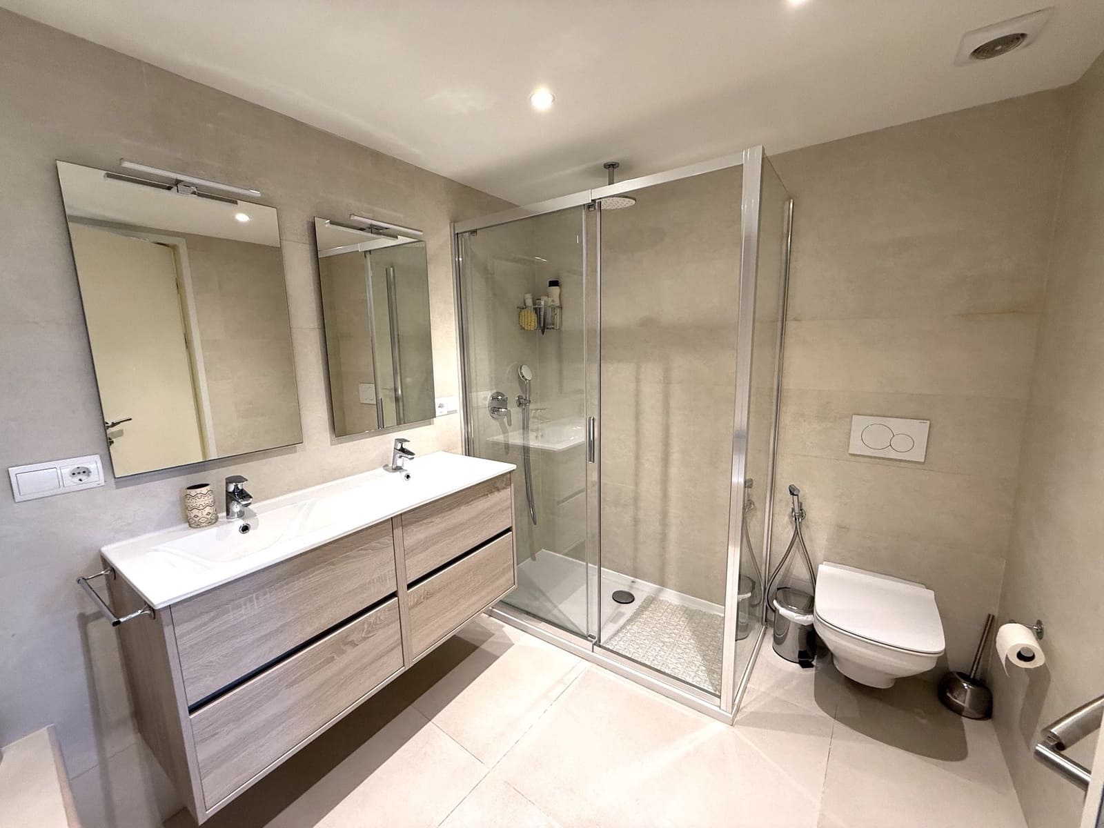 3 slaapkamer Flat te koop in Ibiza dorp met zwembad garage - € 2.439.000 (Ref: 9866442)