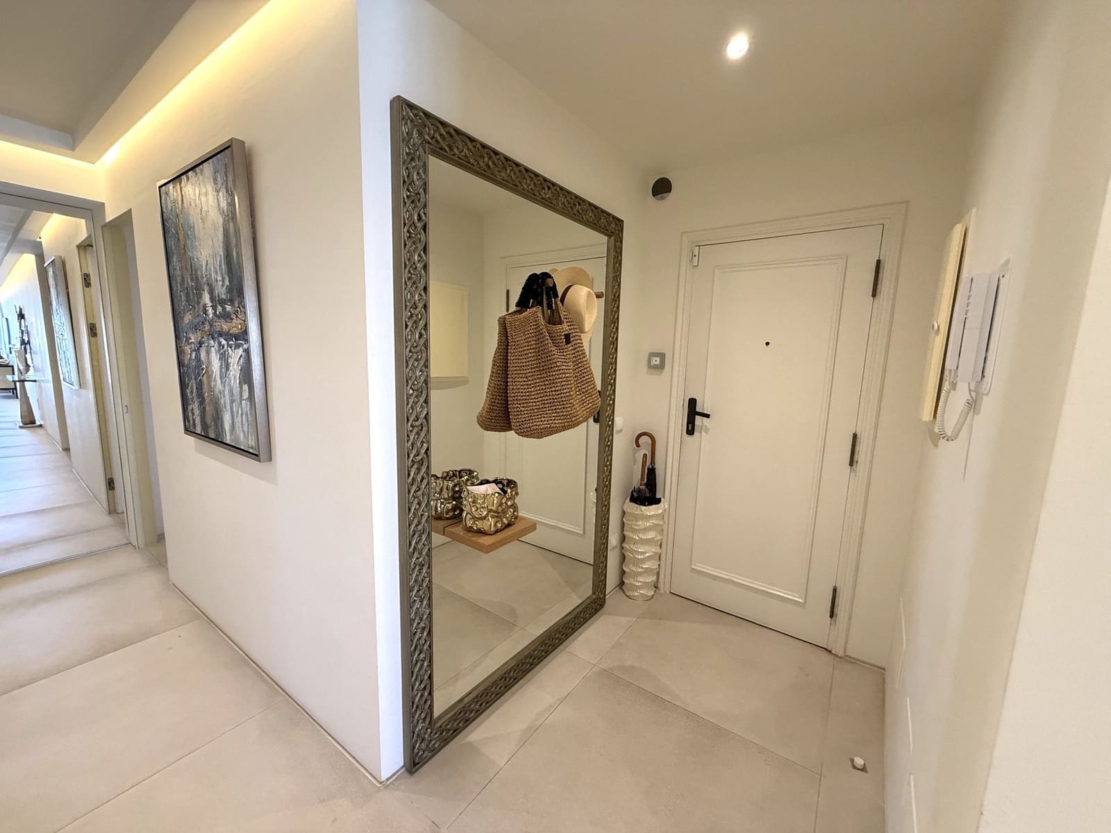3 slaapkamer Flat te koop in Ibiza dorp met zwembad garage - € 2.439.000 (Ref: 9866442)