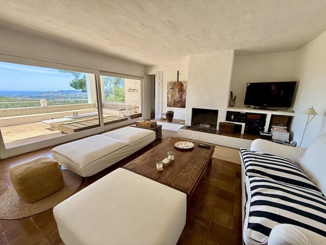 4 soveværelse Finca/Landehus til salg i Can Furnet, Santa Eulalia / Santa Eularia med swimmingpool garage - € 2.295.000 (Ref: 9888493)