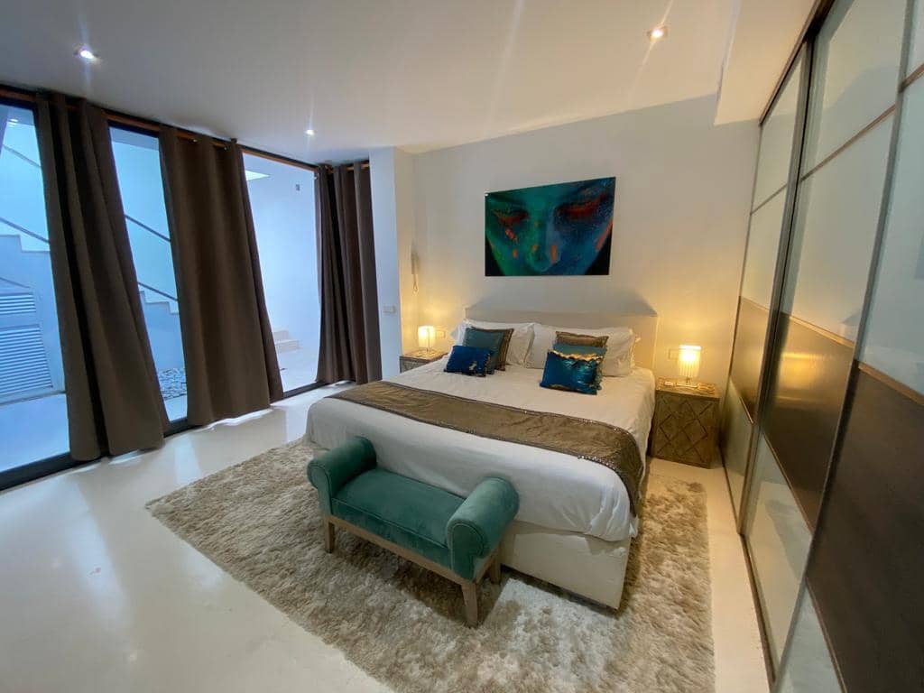 5 bedroom Semi-detached Villa for sale in Cala Vadella with pool garage - € 2,950,000 (Ref: 9888637)