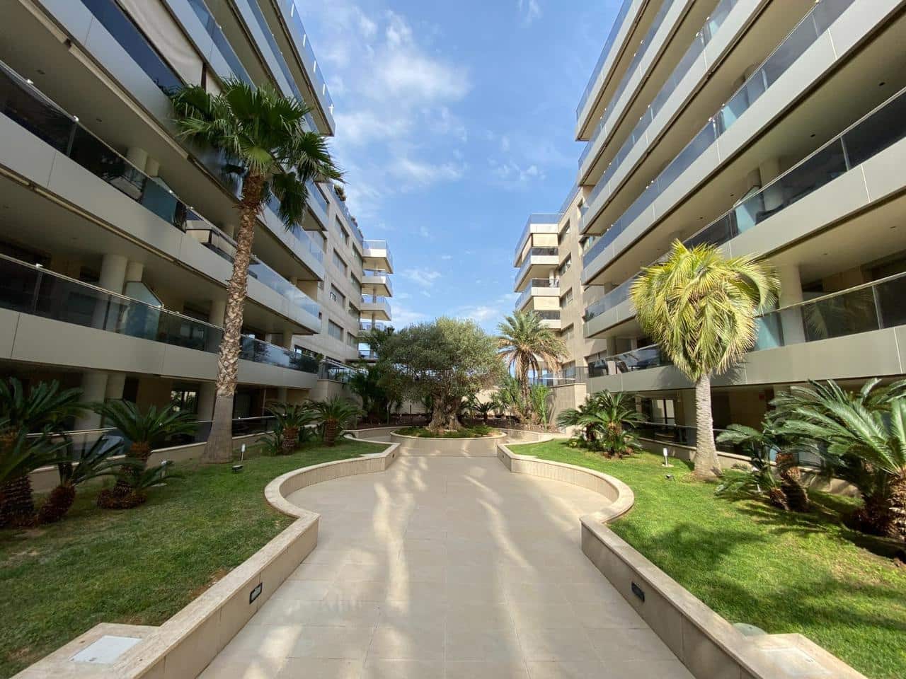3 sovrum Lägenhet till salu i Talamanca med pool garage - 798 000 € (Ref: 9902692)