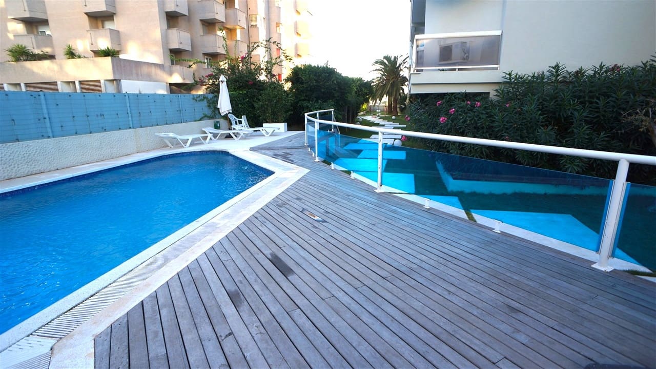 1 bedroom Flat for sale in Ibiza / Eivissa town with pool - € 495,000 (Ref: 9921585)