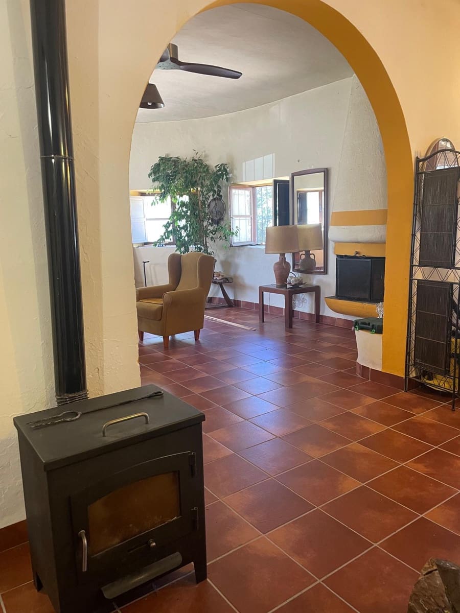 4 bedroom Finca/Country House for sale in Nuestra Senora de Jesus with garage - € 1,500,000 (Ref: 9935291)