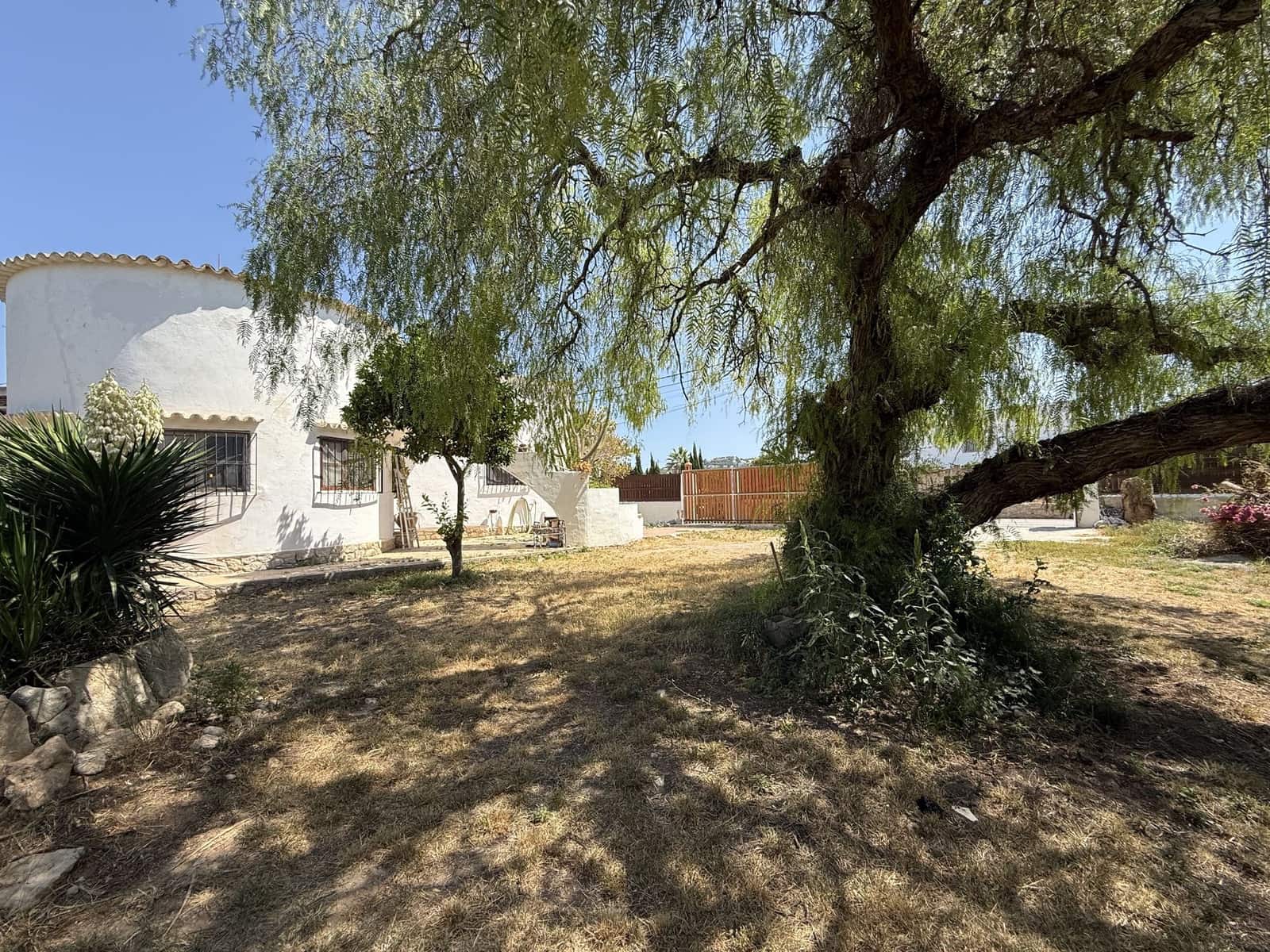 4 bedroom Finca/Country House for sale in Nuestra Senora de Jesus with garage - € 1,500,000 (Ref: 9935291)