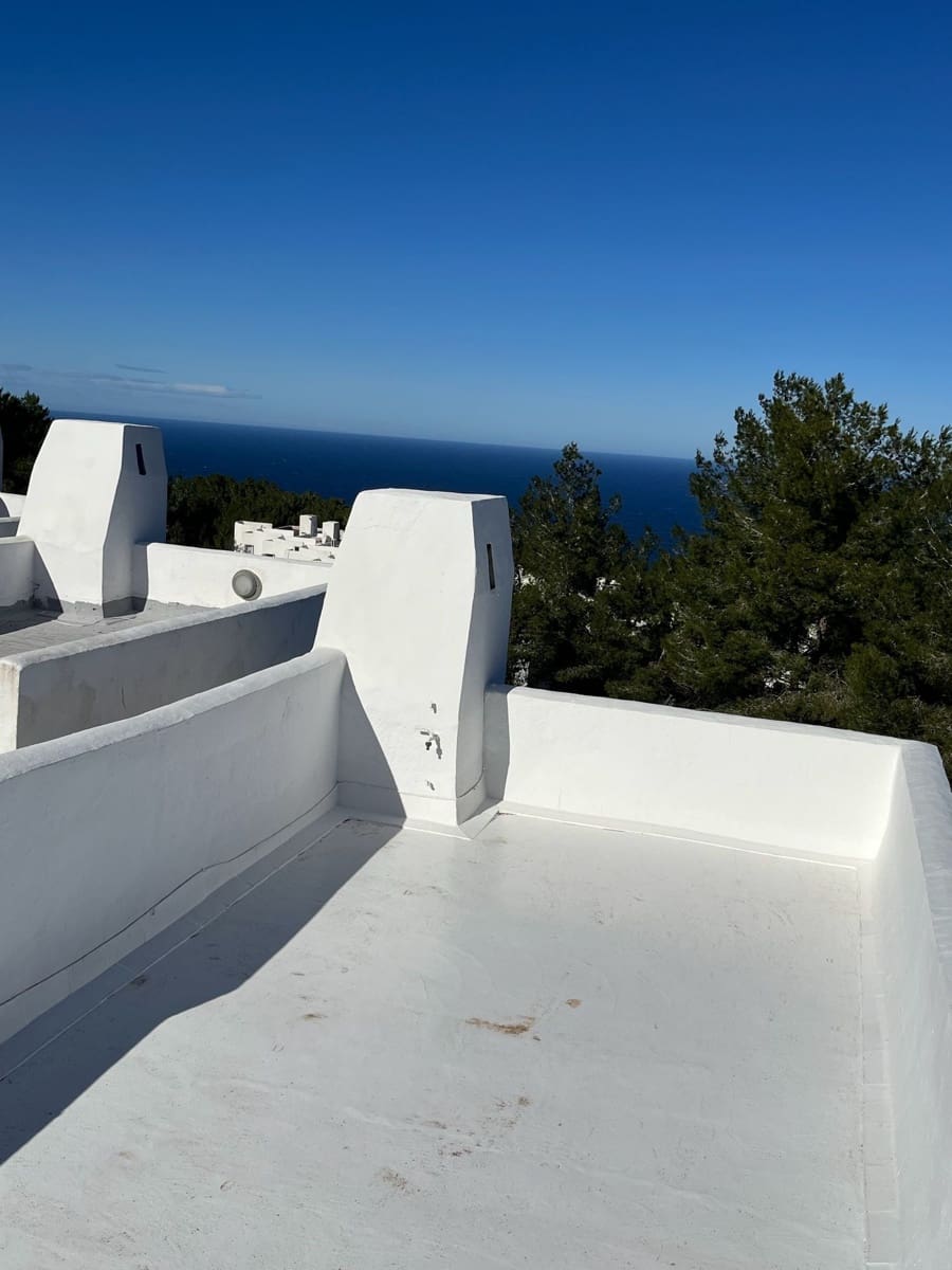 2 bedroom Semi-detached Villa for sale in Sant Joan de Labritja with garage - € 649,000 (Ref: 9956324)