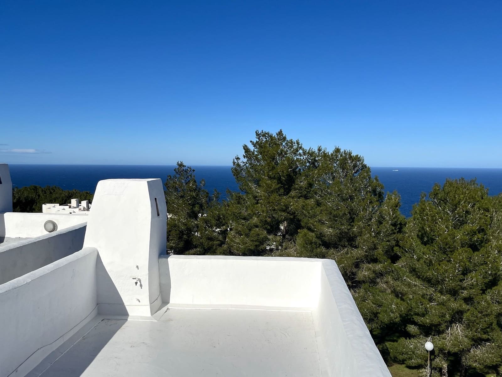 2 bedroom Semi-detached Villa for sale in Sant Joan de Labritja with garage - € 649,000 (Ref: 9956324)