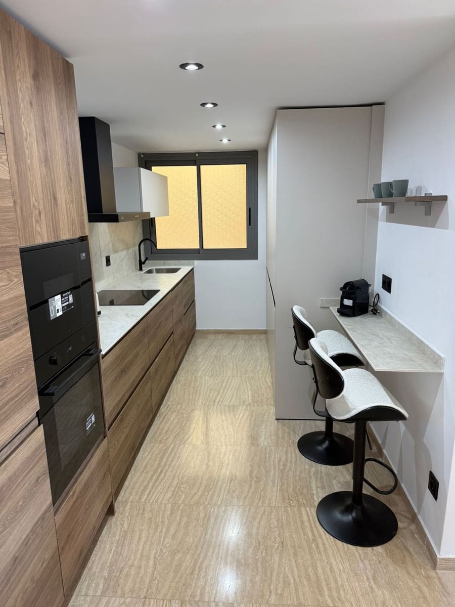 3 Zimmer Wohnung zu vermieten in Ibiza / Eivissa Stadt mit Pool Garage - 6.000 € (Ref: 9976668)