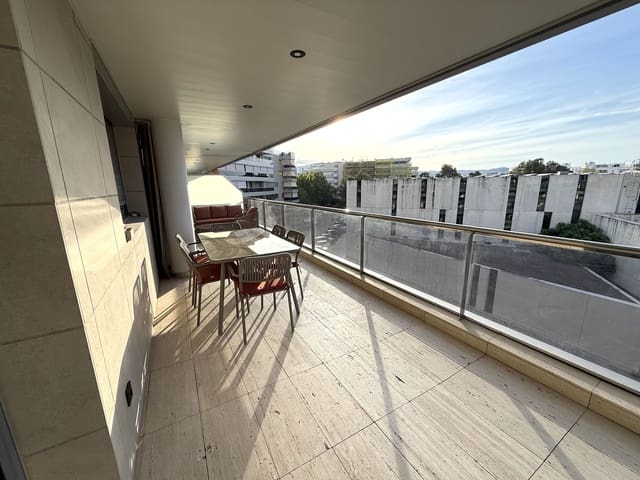 3 Zimmer Wohnung zu vermieten in Ibiza / Eivissa Stadt mit Pool Garage - 6.000 € (Ref: 9976668)
