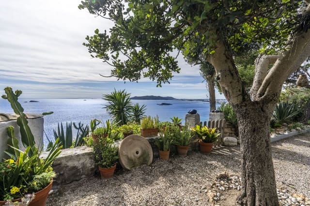 7 slaapkamer Finca/Landhuis te koop in Ibiza dorp - € 12.000.000 (Ref: 9996363)