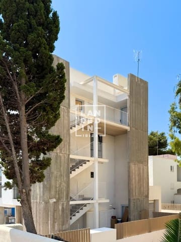 2 soveværelse Penthouse til salg i Ibiza by med garage - € 620.000 (Ref: 9126263)