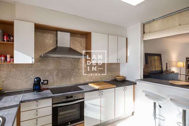 3 bedroom Townhouse for sale in Ibiza / Eivissa town with pool garage - € 1,595,000 (Ref: 9127271)