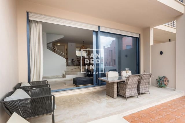 3 bedroom Townhouse for sale in Ibiza / Eivissa town with pool garage - € 1,595,000 (Ref: 9127271)