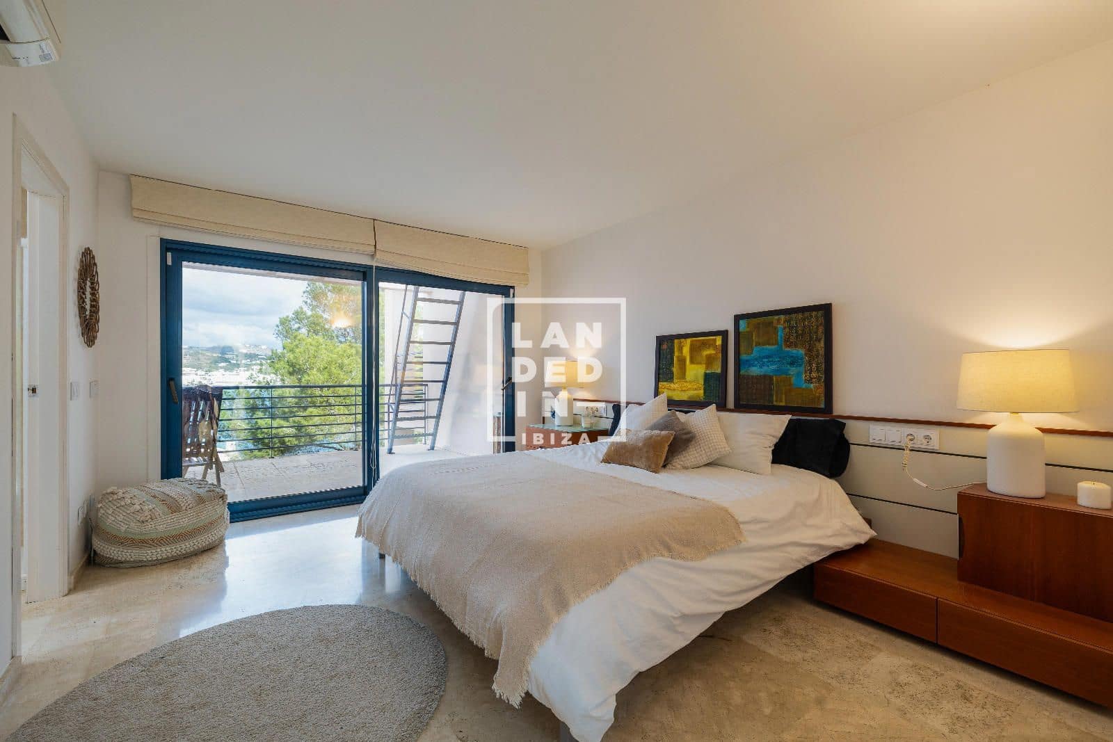 3 soveværelse Byhus til salg i Ibiza by med swimmingpool garage - € 1.595.000 (Ref: 9127271)