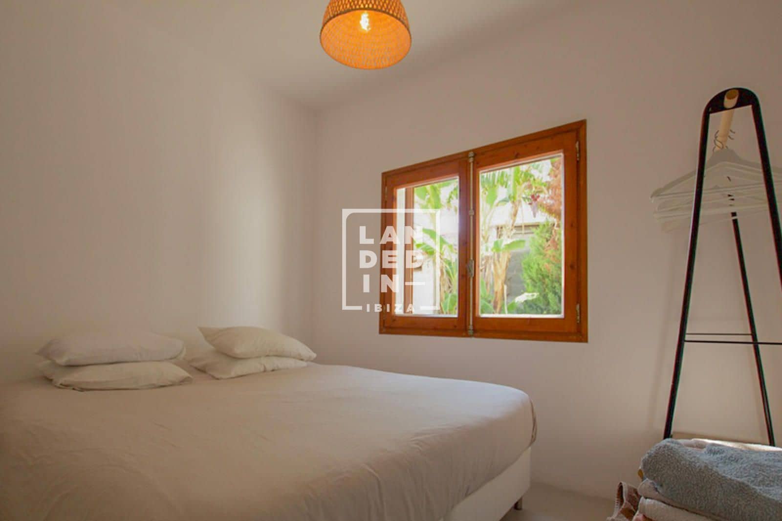 4 soverom Villa til salgs i Nuestra Senora de Jesus med svømmebasseng garasje - € 1 690 000 (Ref: 9131747)