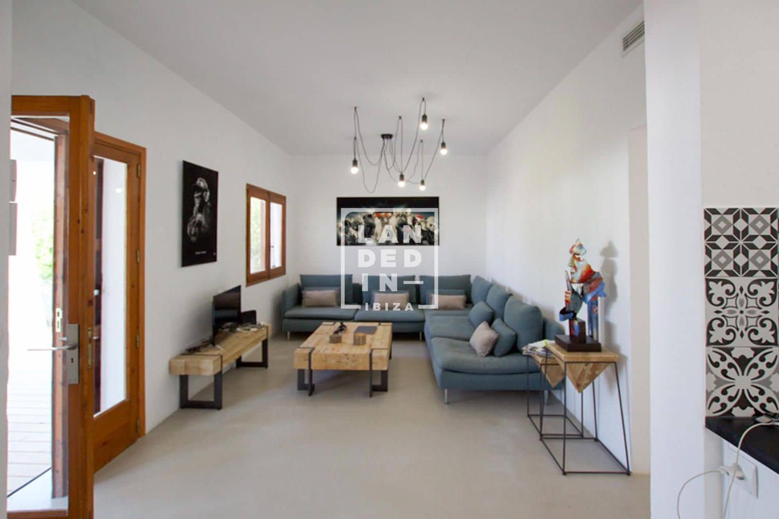 4 soverom Villa til salgs i Nuestra Senora de Jesus med svømmebasseng garasje - € 1 690 000 (Ref: 9131747)