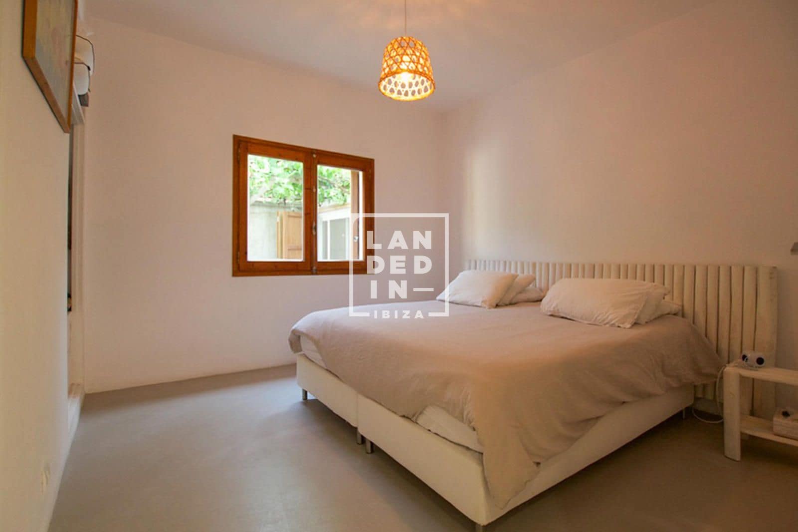 4 soverom Villa til salgs i Nuestra Senora de Jesus med svømmebasseng garasje - € 1 690 000 (Ref: 9131747)