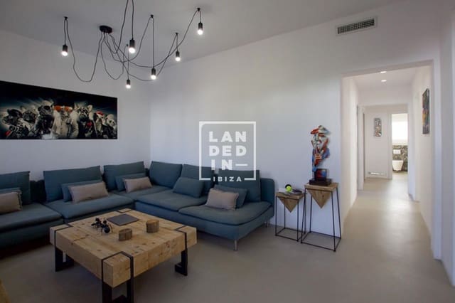 4 soverom Villa til salgs i Nuestra Señora de Jesus, Santa Eulalia / Santa Eularia med svømmebasseng garasje - € 1 690 000 (Ref: 9131747)