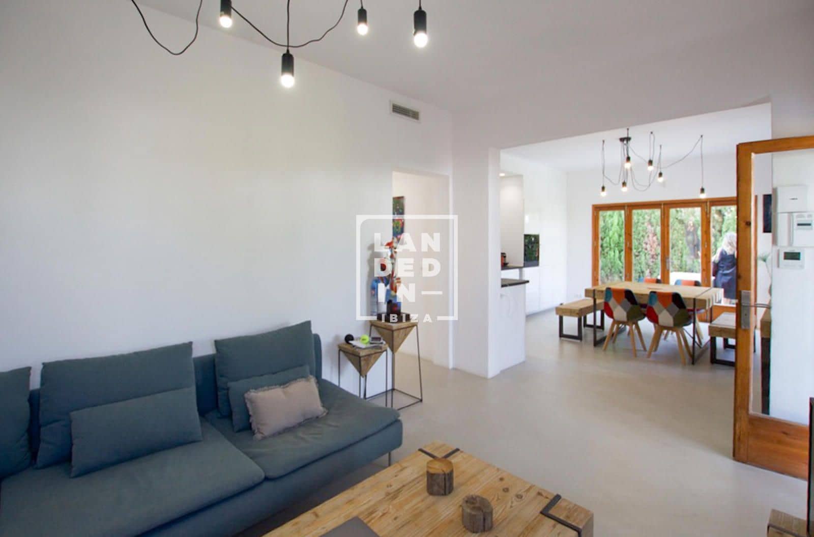 4 soverom Villa til salgs i Nuestra Senora de Jesus med svømmebasseng garasje - € 1 690 000 (Ref: 9131747)