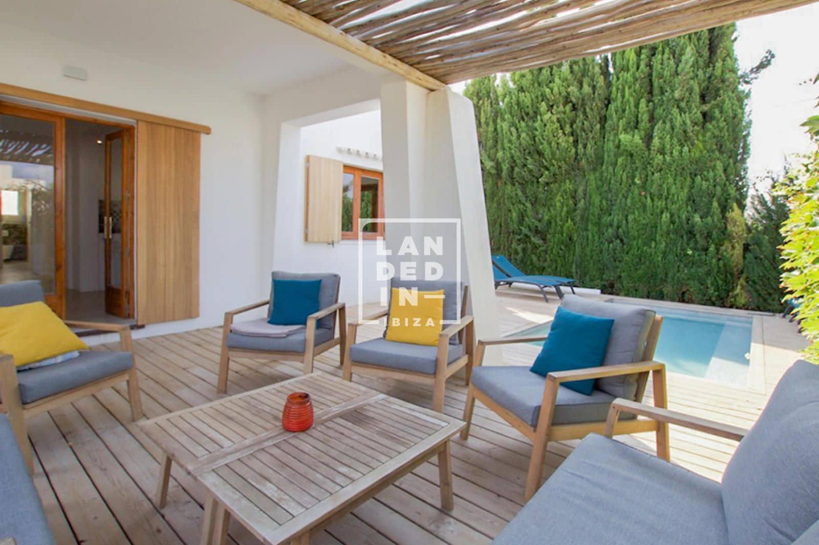 4 soverom Villa til salgs i Nuestra Senora de Jesus med svømmebasseng garasje - € 1 690 000 (Ref: 9131747)