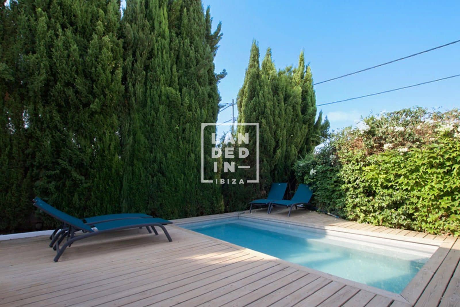 4 soverom Villa til salgs i Nuestra Senora de Jesus med svømmebasseng garasje - € 1 690 000 (Ref: 9131747)