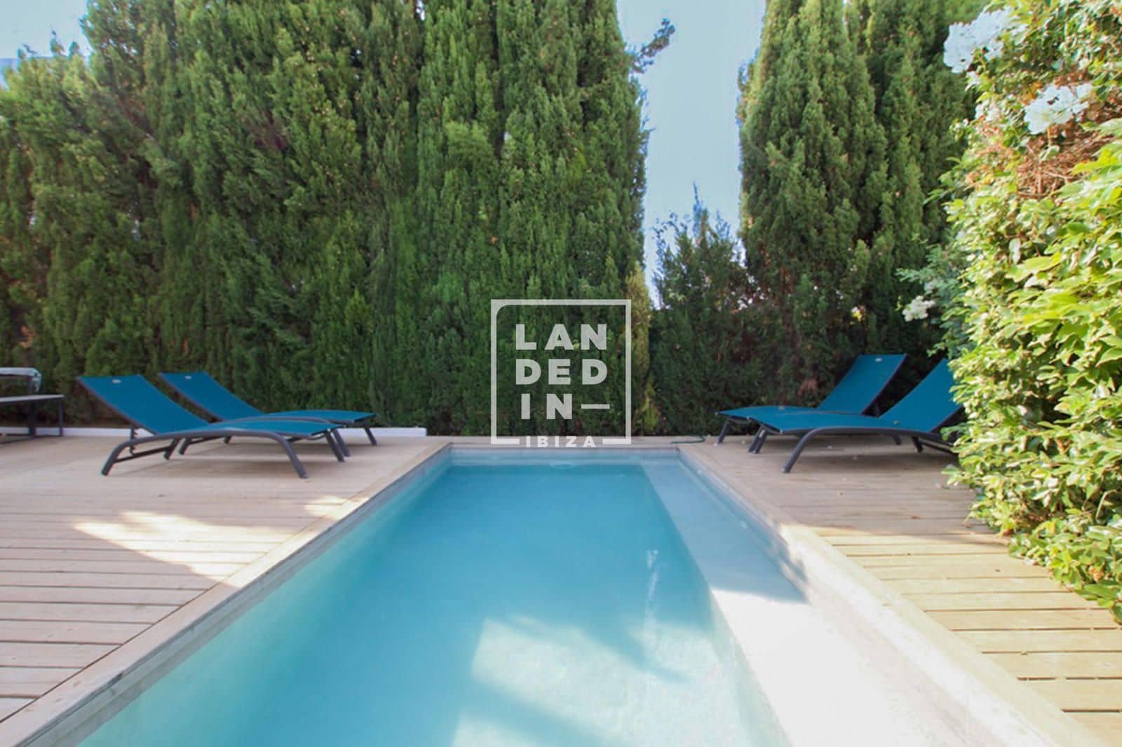 4 soverom Villa til salgs i Nuestra Senora de Jesus med svømmebasseng garasje - € 1 690 000 (Ref: 9131747)