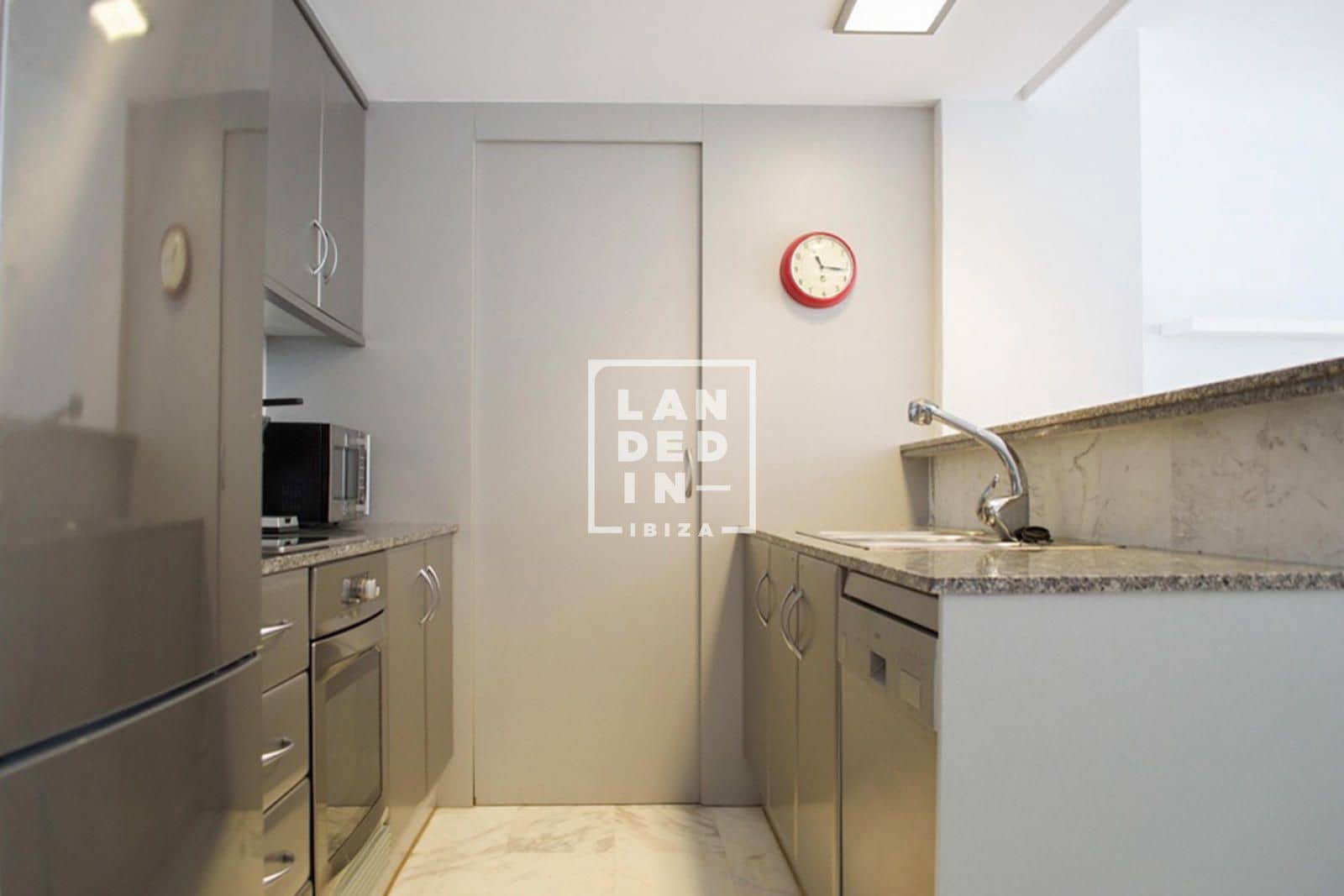 3 soveværelse Lejlighed til salg i Ibiza by med swimmingpool - € 830.000 (Ref: 9235446)