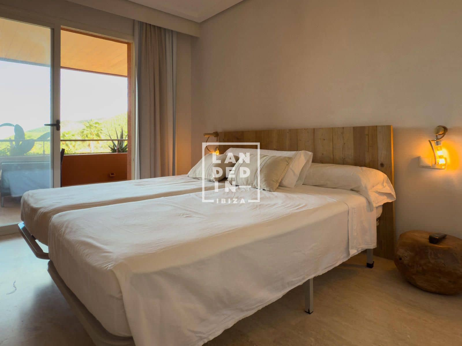 3 sypialnia Mieszkanie na sprzedaż w Roca Llisa z basenem garażem - 850 000 € (Ref: 9348712)