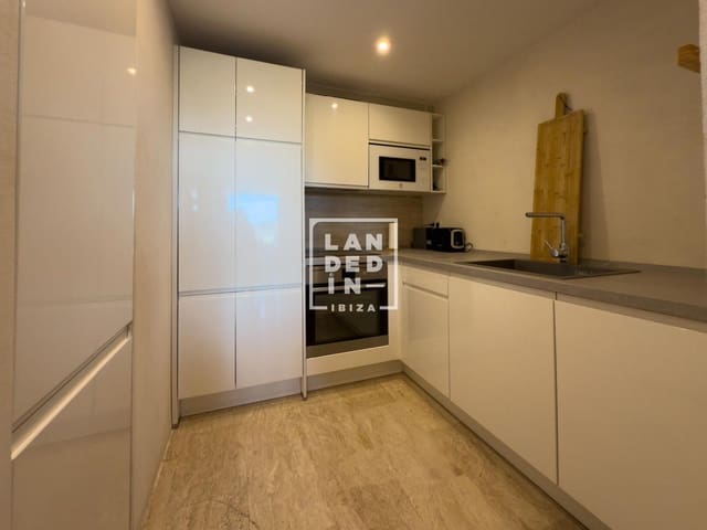 3 sypialnia Mieszkanie na sprzedaż w Roca Llisa, Santa Eulalia / Santa Eularia z basenem garażem - 850 000 € (Ref: 9348712)