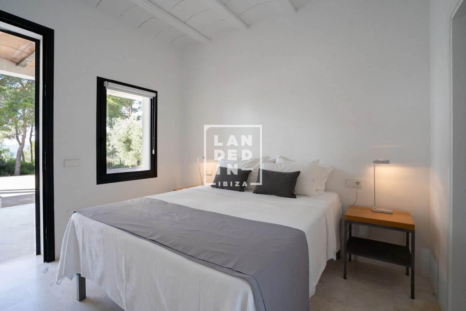 Chalet de 6 habitaciones en Santa Eulalia / Santa Eularia en venta con piscina - 6.500.000 € (Ref: 9353985)