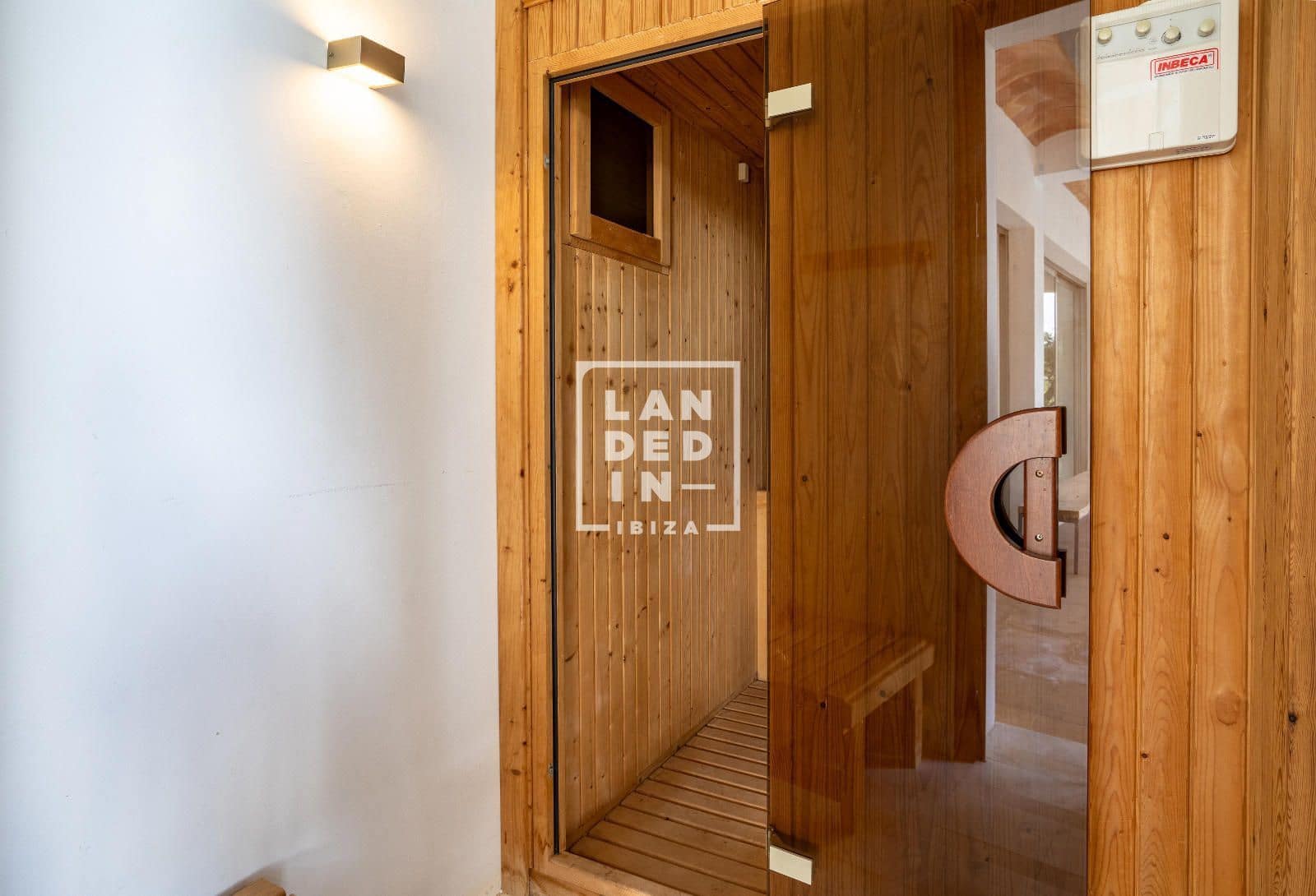 Chalet de 6 habitaciones en Santa Eulalia / Santa Eularia en venta con piscina - 6.500.000 € (Ref: 9353985)