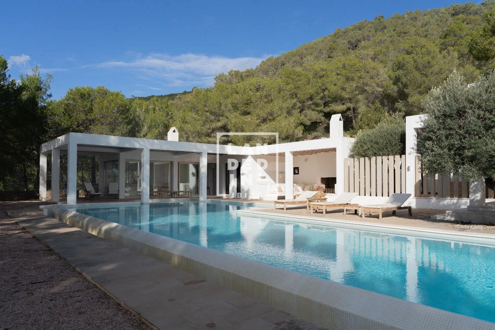 Chalet de 6 habitaciones en Santa Eulalia / Santa Eularia en venta con piscina - 6.500.000 € (Ref: 9353985)