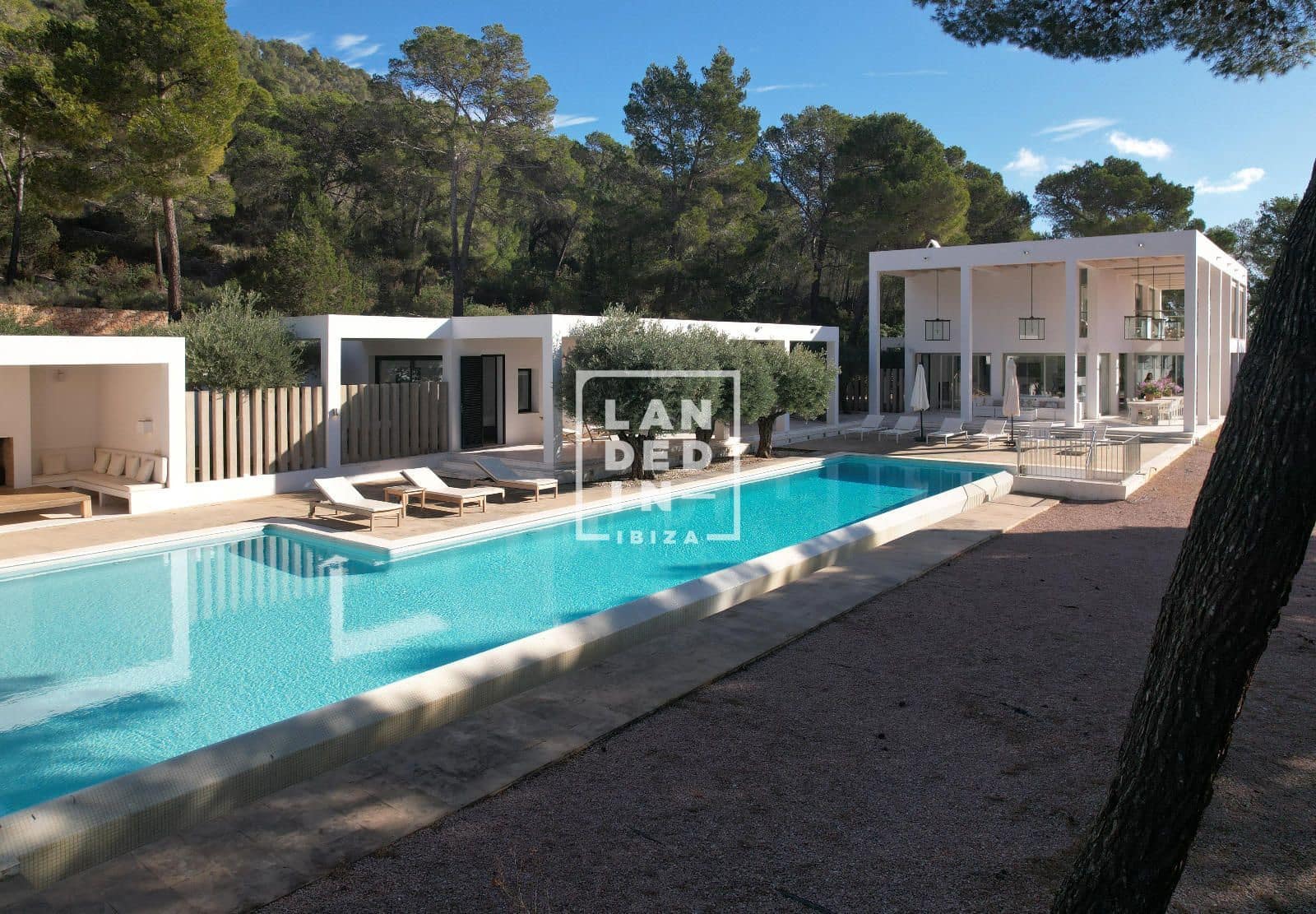 Chalet de 6 habitaciones en Santa Eulalia / Santa Eularia en venta con piscina - 6.500.000 € (Ref: 9353985)