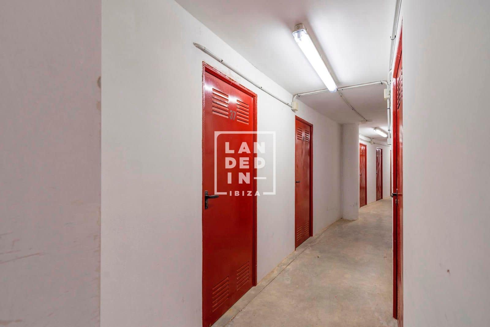 2 sypialnia Mieszkanie na sprzedaż w Roca Llisa z basenem garażem - 850 000 € (Ref: 9432459)