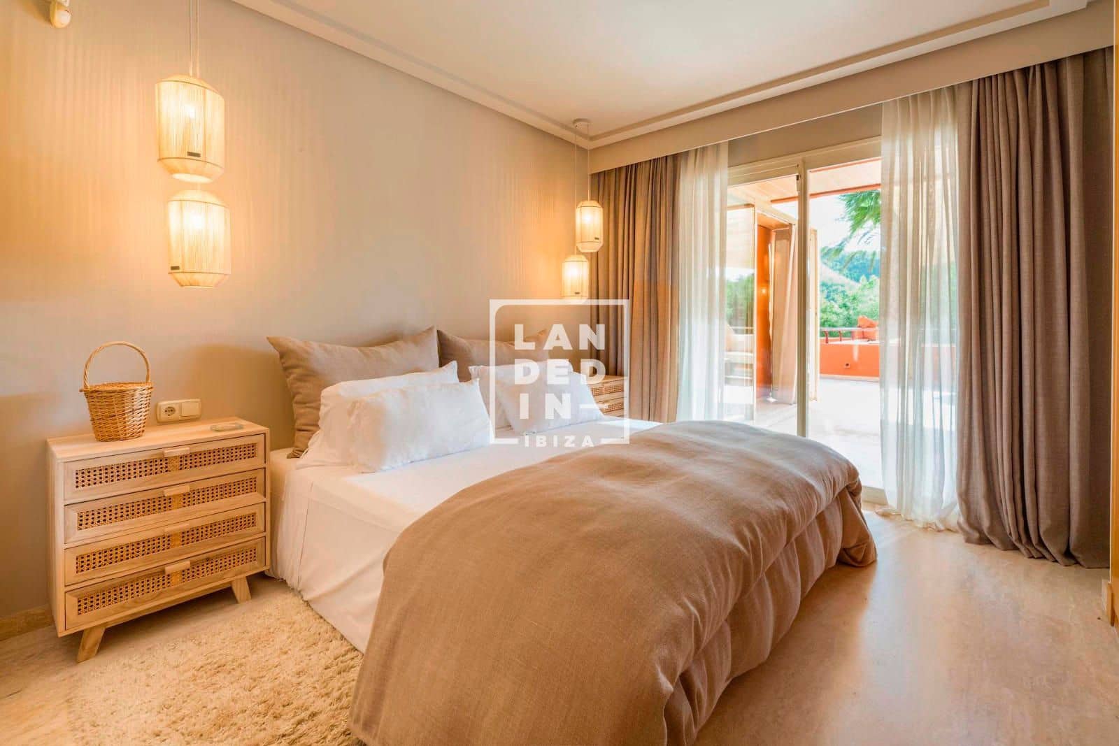 2 sypialnia Mieszkanie na sprzedaż w Roca Llisa z basenem garażem - 850 000 € (Ref: 9432459)