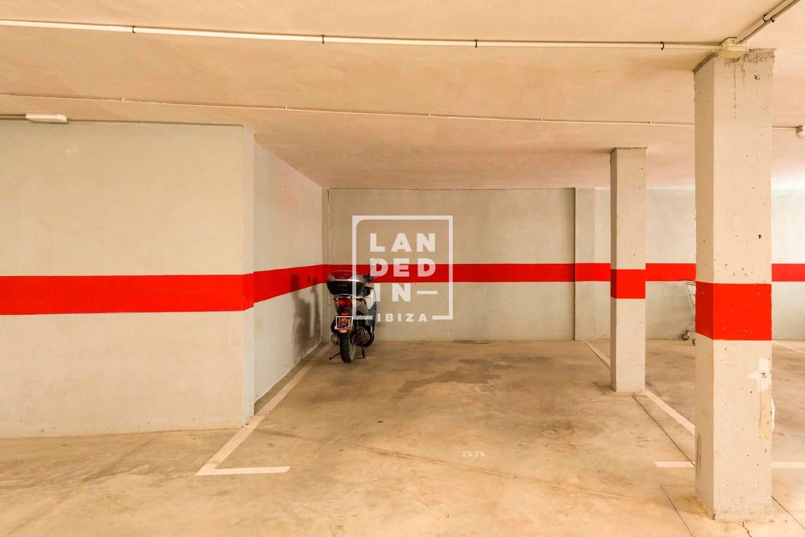 2 sypialnia Mieszkanie na sprzedaż w Roca Llisa z basenem garażem - 850 000 € (Ref: 9432459)