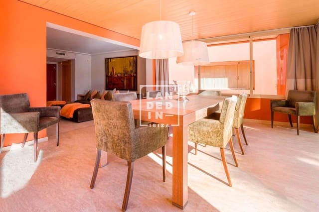 2 sypialnia Mieszkanie na sprzedaż w Roca Llisa, Santa Eulalia / Santa Eularia z basenem garażem - 850 000 € (Ref: 9432459)