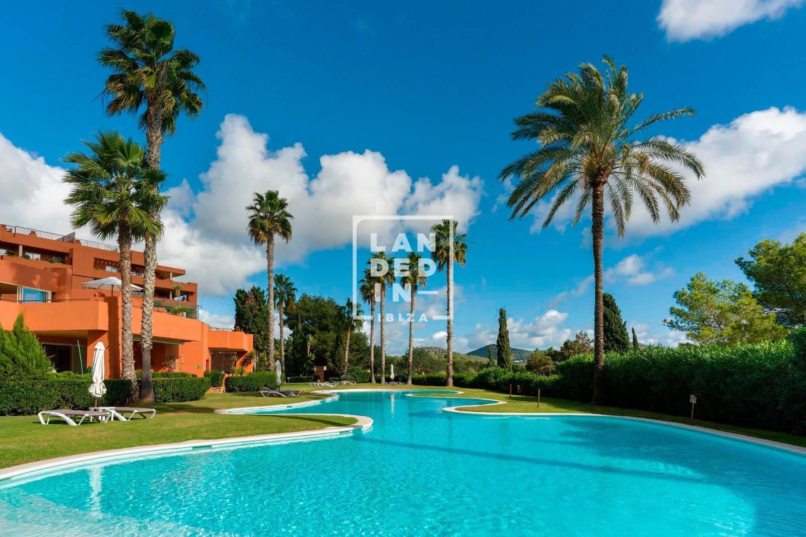 2 sypialnia Mieszkanie na sprzedaż w Roca Llisa z basenem garażem - 850 000 € (Ref: 9432459)