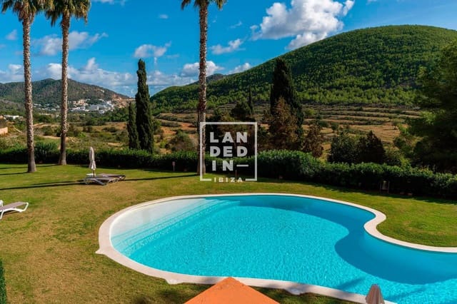 2 bedroom Flat for sale in Roca Llisa, Santa Eulalia / Santa Eularia with pool garage - € 850,000 (Ref: 9432459)