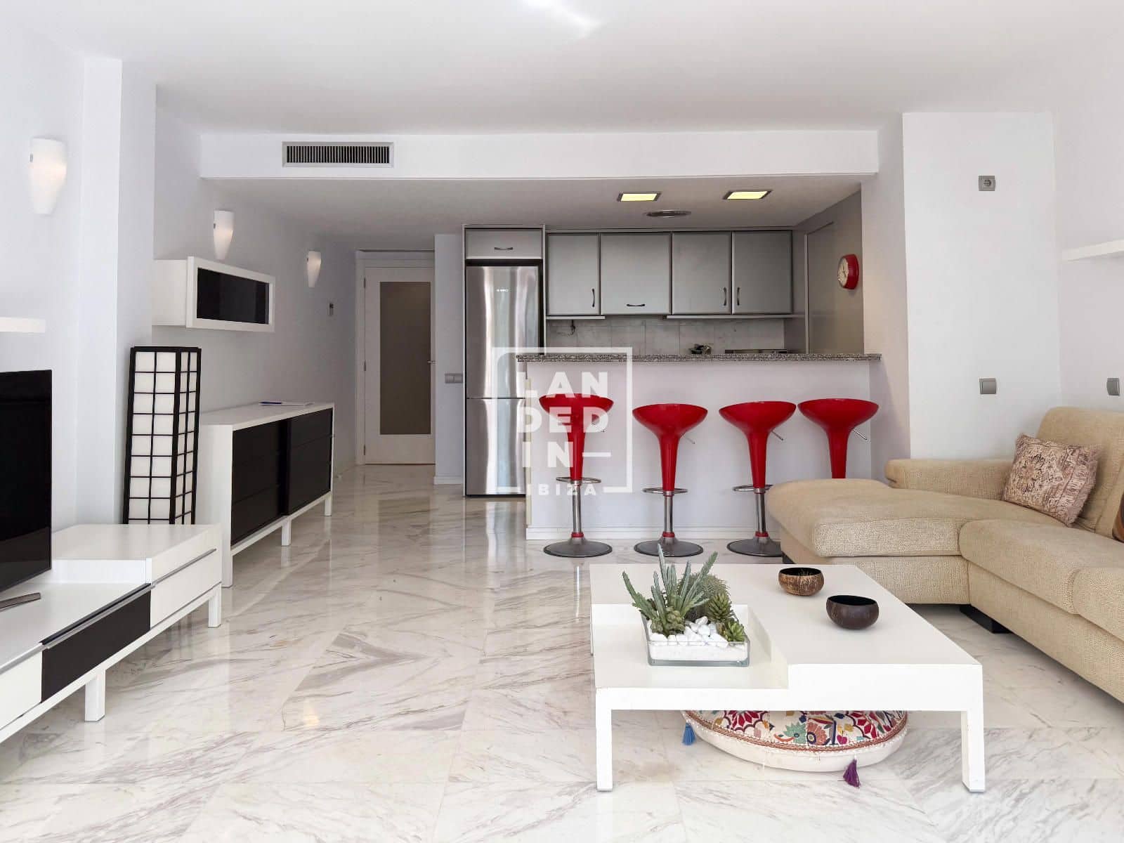 3 sovrum Lägenhet till salu i Ibiza stad med pool - 810 000 € (Ref: 9997524)