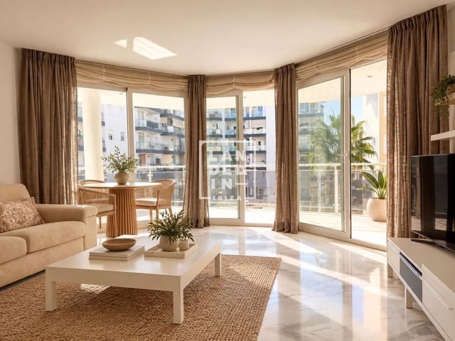 3 makuuhuone Asunto myytävänä paikassa Ibiza kaupunki mukana uima-altaan - 810 000 € (Ref: 9997524)