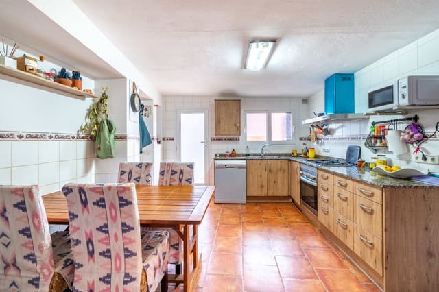 3 soveværelse Byhus til salg i Puerto de Andratx, Andratx med swimmingpool - € 420.000 (Ref: 7475263)