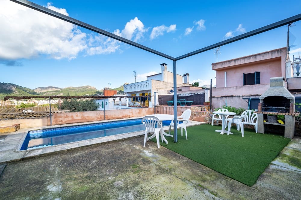 3 soveværelse Byhus til salg i Puerto de Andratx med swimmingpool - € 420.000 (Ref: 7475263)