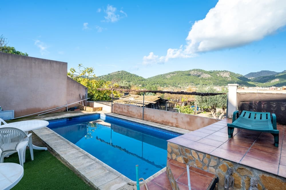 3 soveværelse Byhus til salg i Puerto de Andratx med swimmingpool - € 420.000 (Ref: 7475263)