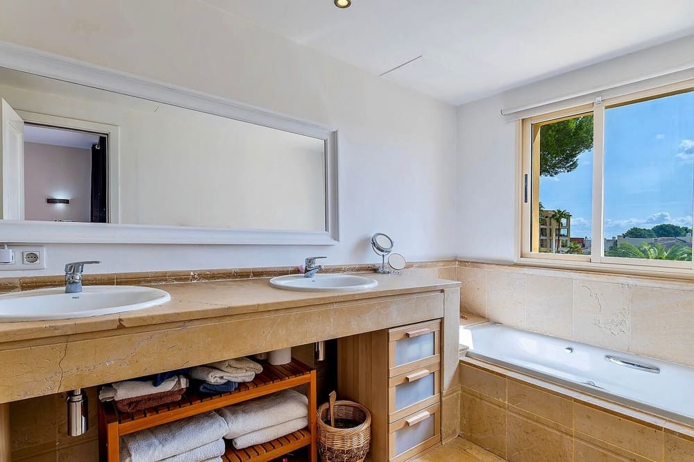 2 quarto Apartamento para venda em Santa Ponsa com piscina - 695 000 € (Ref: 9104001)