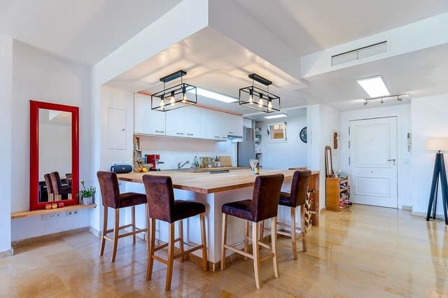 2 bedroom Flat for sale in Santa Ponsa, Calvià with pool - € 695,000 (Ref: 9104001)