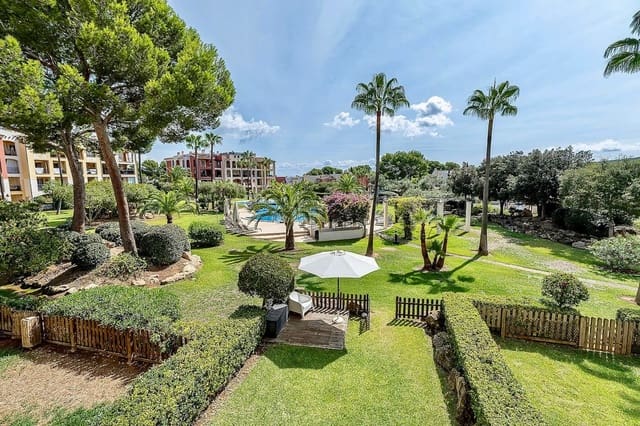2 bedroom Flat for sale in Santa Ponsa, Calvià with pool - € 695,000 (Ref: 9104001)