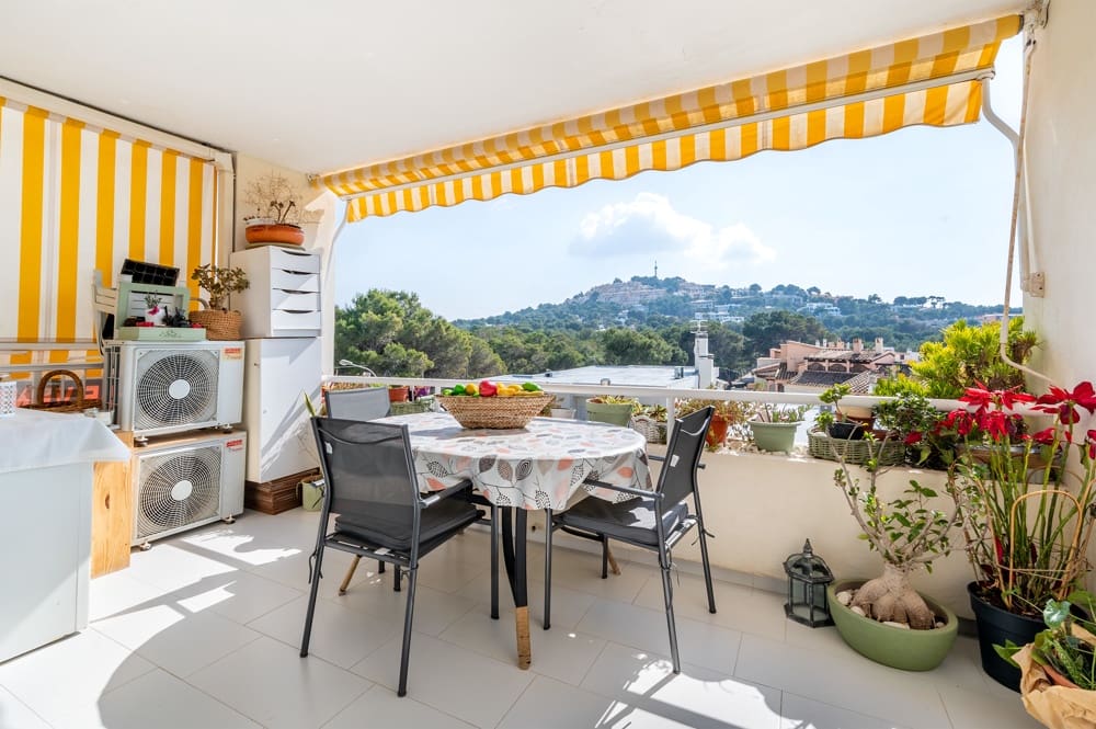Piso de 3 habitaciones en Santa Ponsa en venta - 550.000 € (Ref: 9136120)